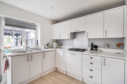 4 bedroom semi-detached house for sale, Charlton Road, Shepperton, Surrey, TW17