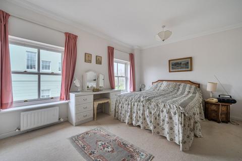 3 bedroom terraced house for sale, King George Gardens, Chichester, PO19