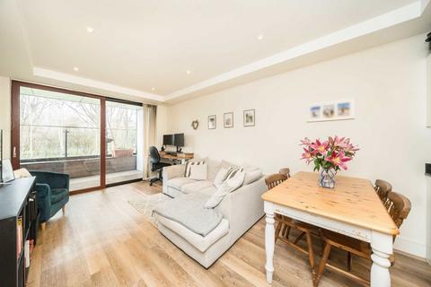 1 bedroom flat to rent, Knaresborough Drive, London SW18