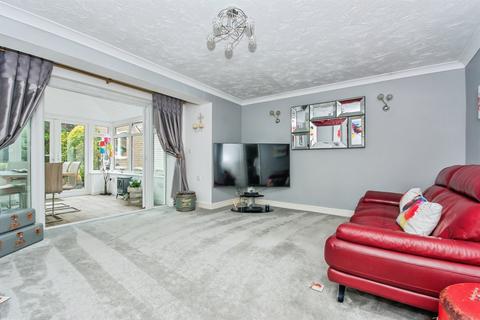 3 bedroom semi-detached house for sale, Apeldoorn Walk, Wisbech