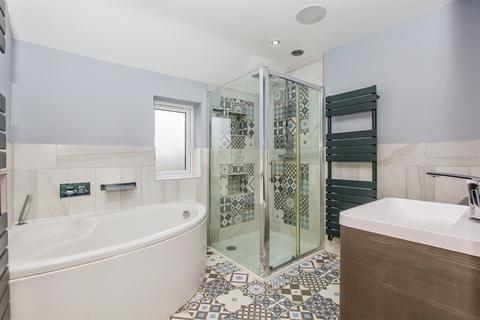 4 bedroom end of terrace house for sale, Gauntlet Road, Bicker, Boston