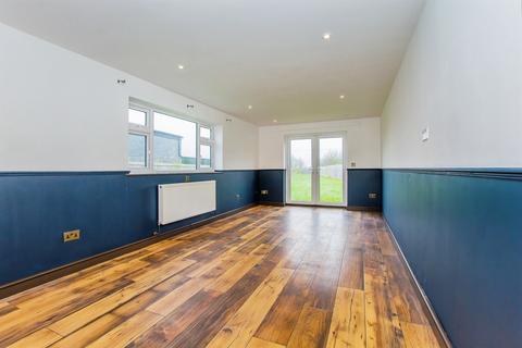 4 bedroom end of terrace house for sale, Gauntlet Road, Bicker, Boston
