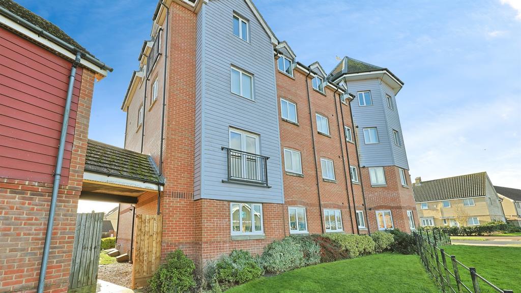 Robin Court