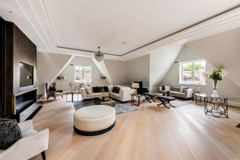 undefined, The Bishops Avenue, London, N2