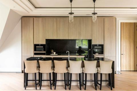 undefined, The Bishops Avenue, London, N2