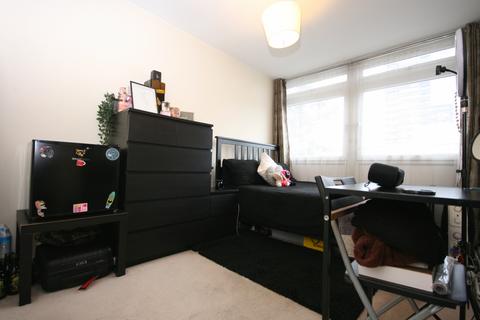 undefined, Chapman Street, Shadwell, London E1