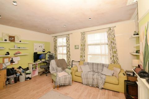 3 bedroom maisonette for sale, Hughenden Road, Hastings