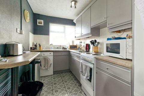 2 bedroom ground floor flat for sale, Grace Way, Stevenage