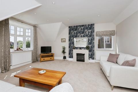 3 bedroom apartment for sale, Denton Road, Eastbourne