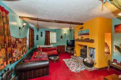 3 bedroom terraced house for sale, High Street, Cawston, Norwich