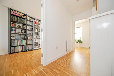 4 bedroom terraced house for sale, Cowper Crescent, Colchester