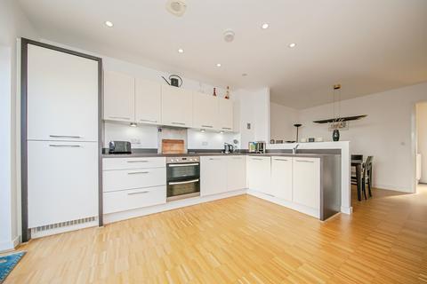 4 bedroom terraced house for sale, Cowper Crescent, Colchester