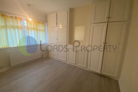 undefined, Great Cambridge Road, Enfield EN1