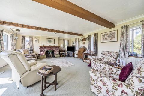 4 bedroom detached house for sale, East Anstey, Tiverton