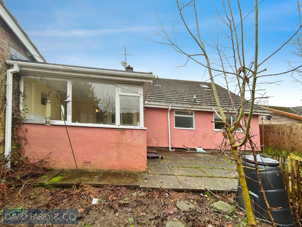 Bungalow in a generous plot
