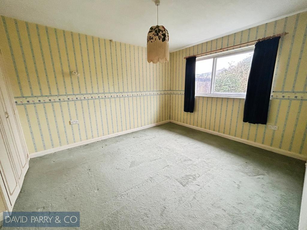 Bungalow in a generous plot