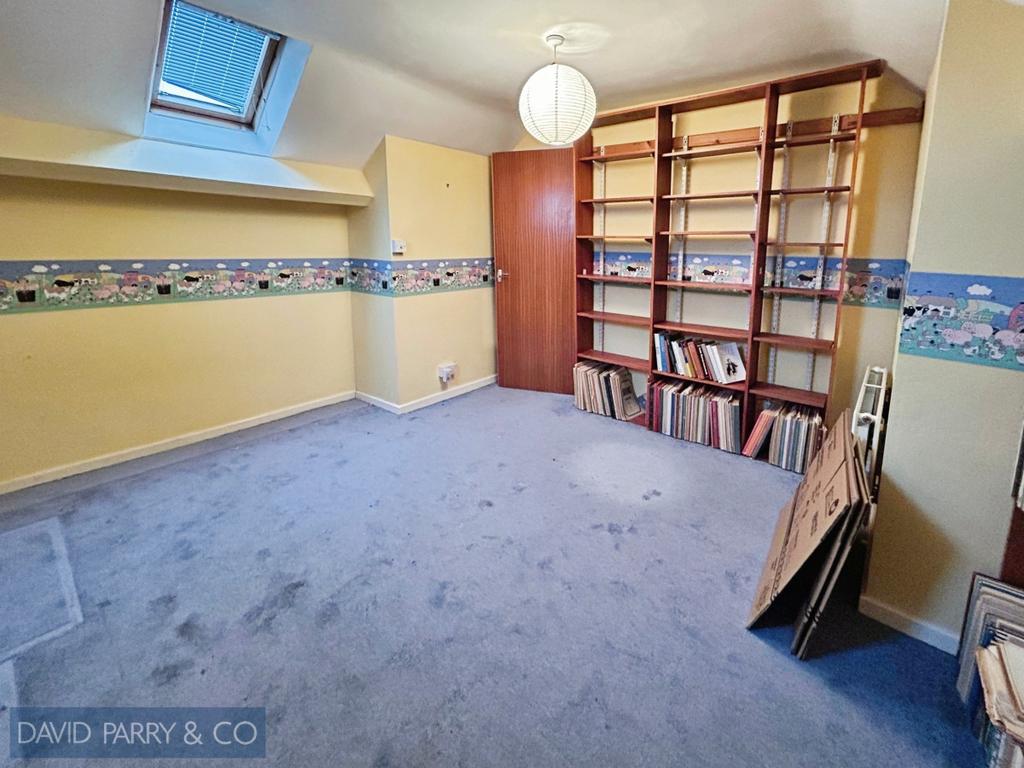 Bungalow in a generous plot