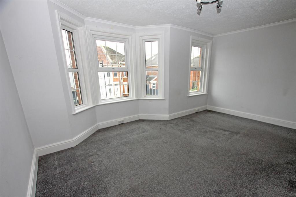 Bedroom 1b.jpg