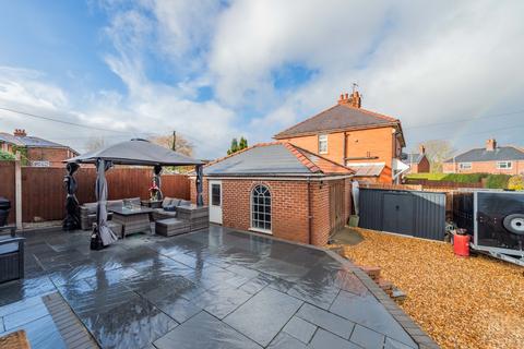 4 bedroom semi-detached house for sale, The Ridgeway, Wrexham LL13