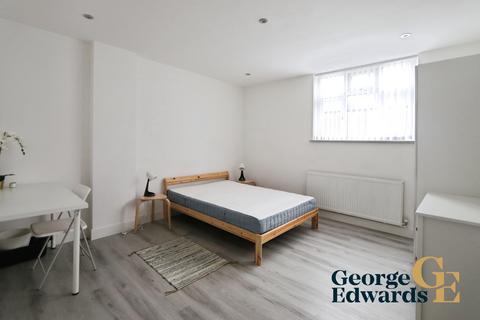 undefined, Room in 35 - 37 Osmaston Road Derby DE1 2JF
