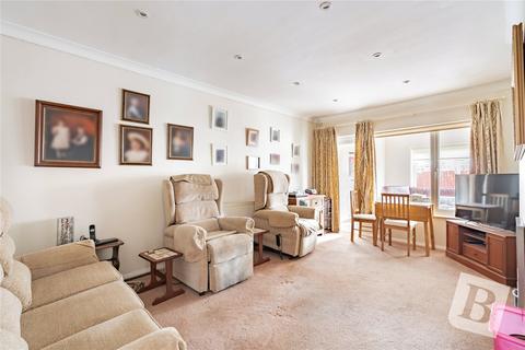 2 bedroom bungalow for sale, Normans Close, Gravesend, Kent, DA11