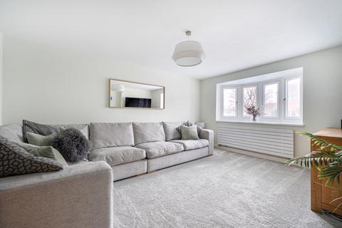 4 bedroom detached house for sale, Swallow Way, Berkshire RG41