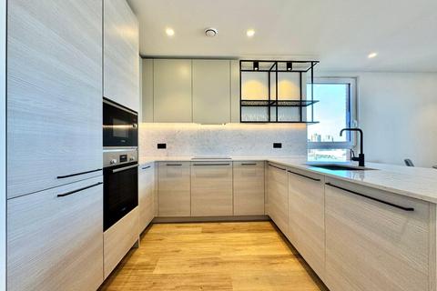 2 bedroom flat to rent, 5 Hemlock Street, Heron Wharf E14