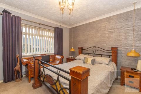 3 bedroom bungalow for sale, Armstrong Road, Norwich NR7