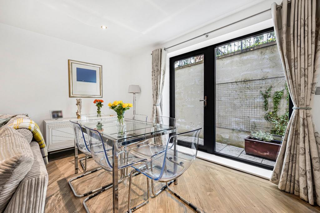 Living/Dining Room