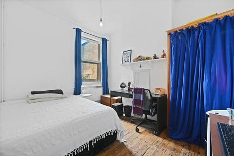 3 bedroom terraced house for sale, London, NW10