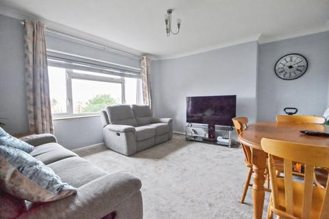 2 bedroom maisonette for sale, Stanmore