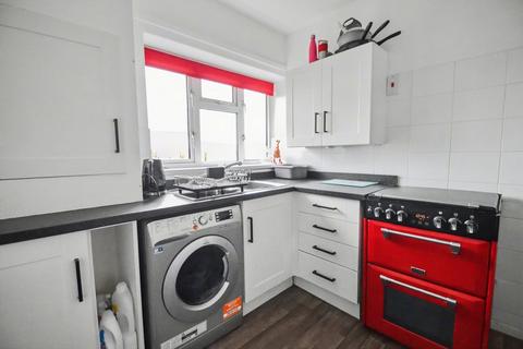 2 bedroom maisonette for sale, Stanmore
