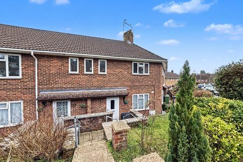 2 bedroom maisonette for sale, Stanmore