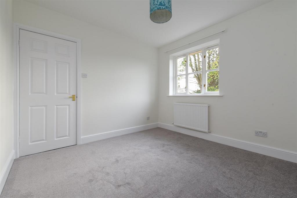 Bedroom 2.jpg