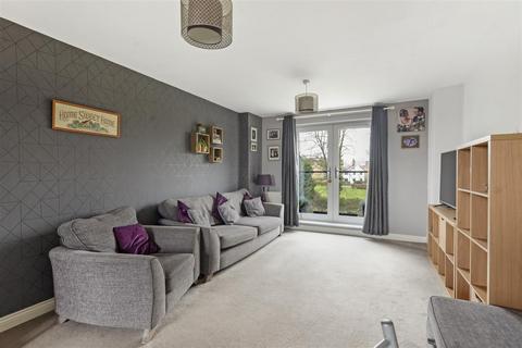 2 bedroom apartment for sale, Danes Close, West Malling ME19