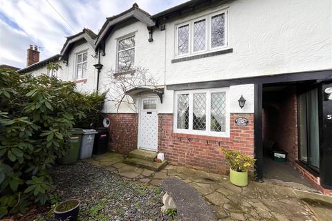 2 bedroom cottage for sale, Alderley Road, Chelford, Macclesfield