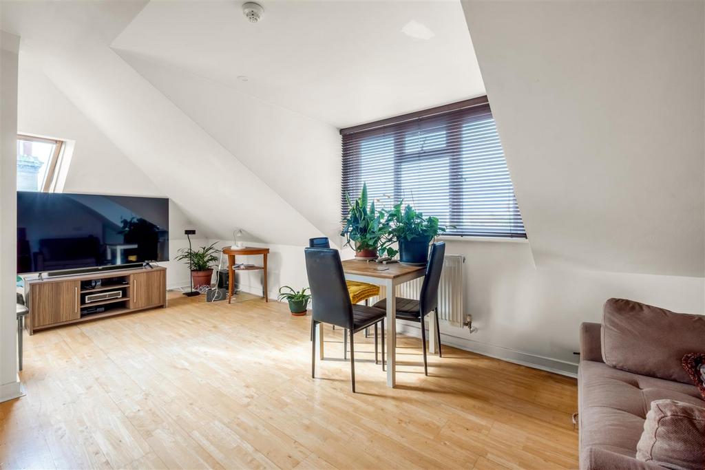 F4, 46 Denmark Villas-3.jpg