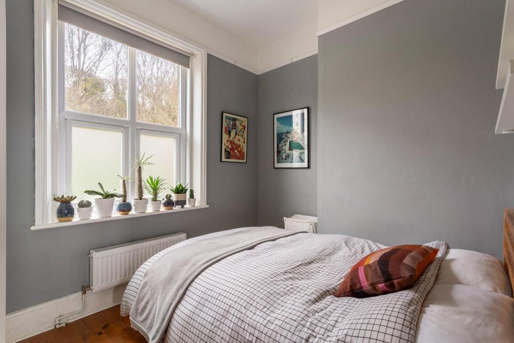 Bedroom (2).jpg