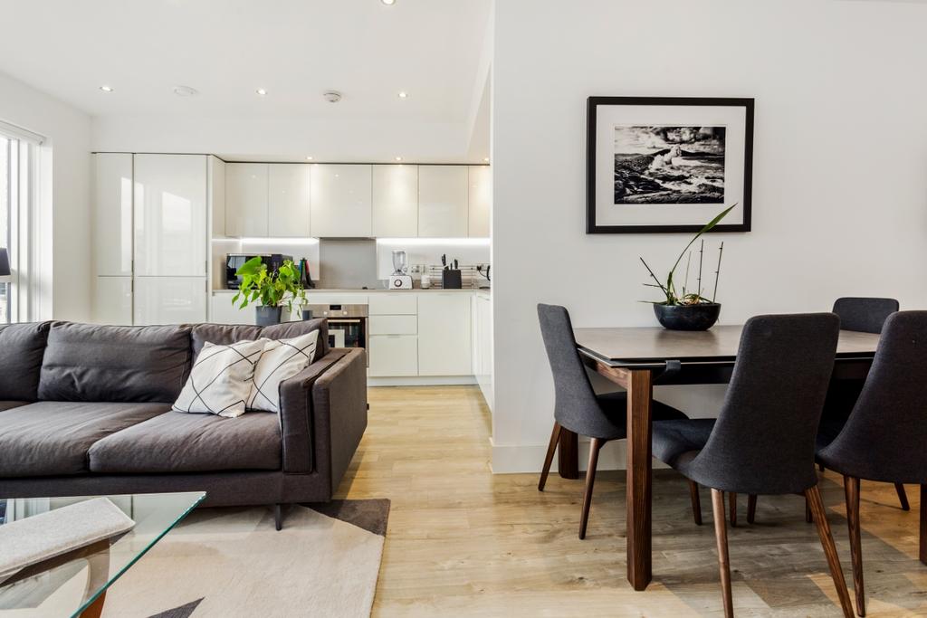 43 Curtis Court f...