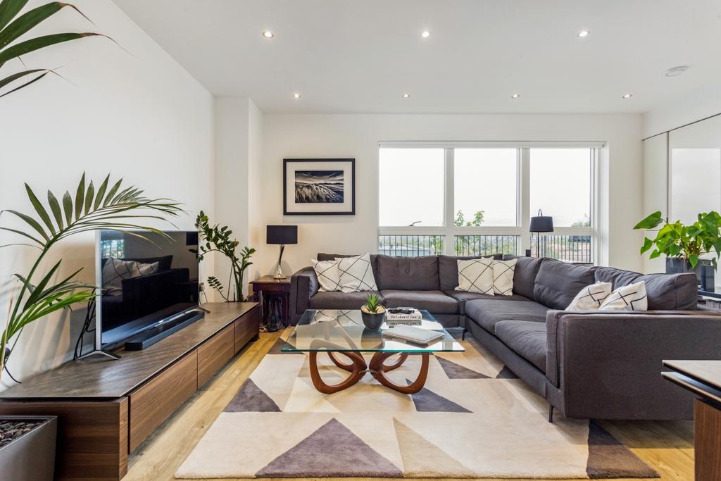 43 Curtis Court f...