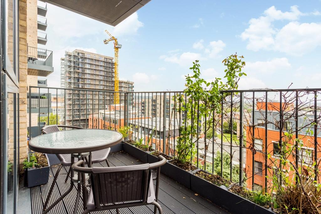 43 Curtis Court f...