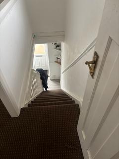 1 bedroom in a house share to rent, Dell Road, West Drayton UB7