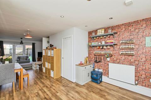 3 bedroom townhouse for sale, Bemrose Court, Derby