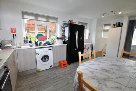 undefined, Burton Road, Swadlincote DE11