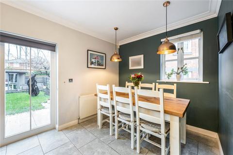 undefined, The Firs, Winchester, Hampshire, SO22