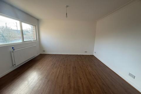undefined, Auckland Close, Enfield EN1