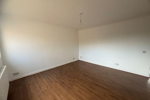 undefined, Auckland Close, Enfield EN1