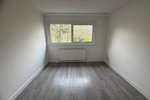 undefined, Auckland Close, Enfield EN1
