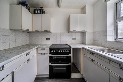 2 bedroom apartment for sale, Chigwell Lane, Loughton, Essex