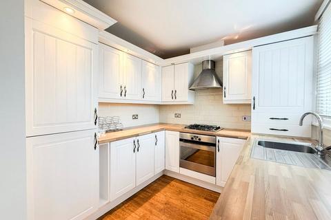 2 bedroom apartment to rent, Elmsley Road, Mossley Hill, Liverpool, Merseyside, L18